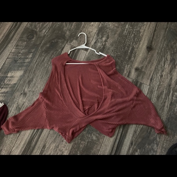 Top - Picture 2 of 2